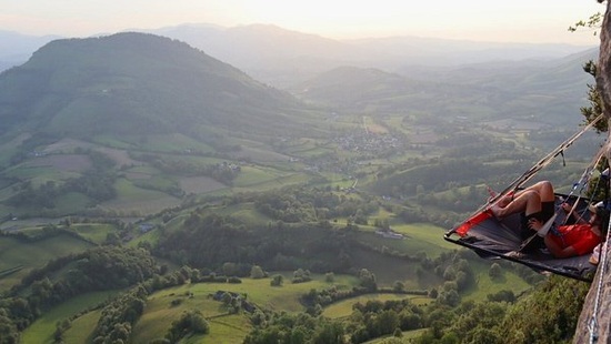 DR - Pyrénées Nuit Suspendue