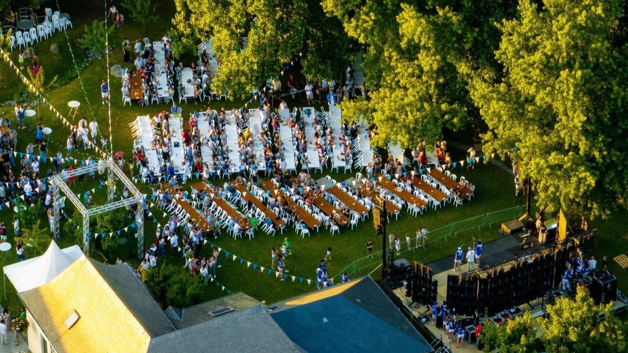 Dr - comité des fêtes Buros